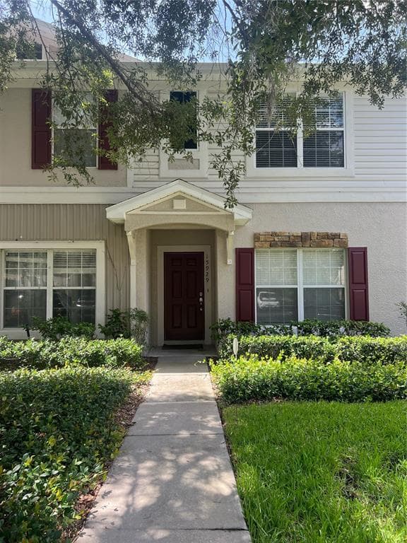 15929 FISHHAWK CREEK LANE LITHIA, FL 33547