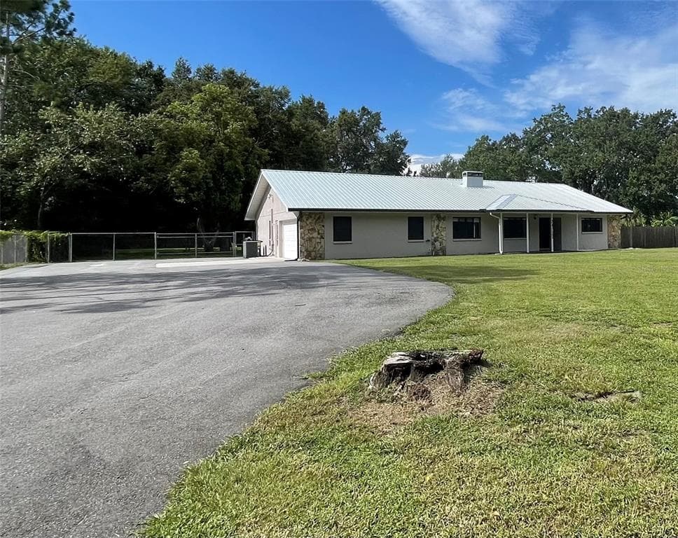 34320 APPALOOSA TRAIL