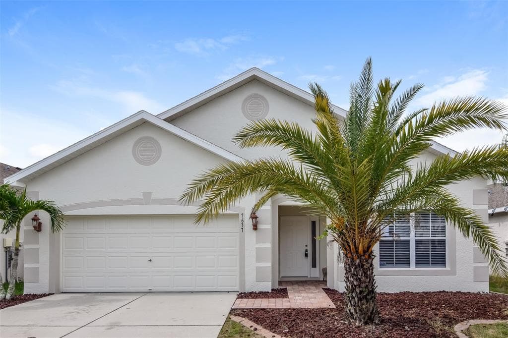 7637 DRAGON FLY LOOP GIBSONTON, FL 33534