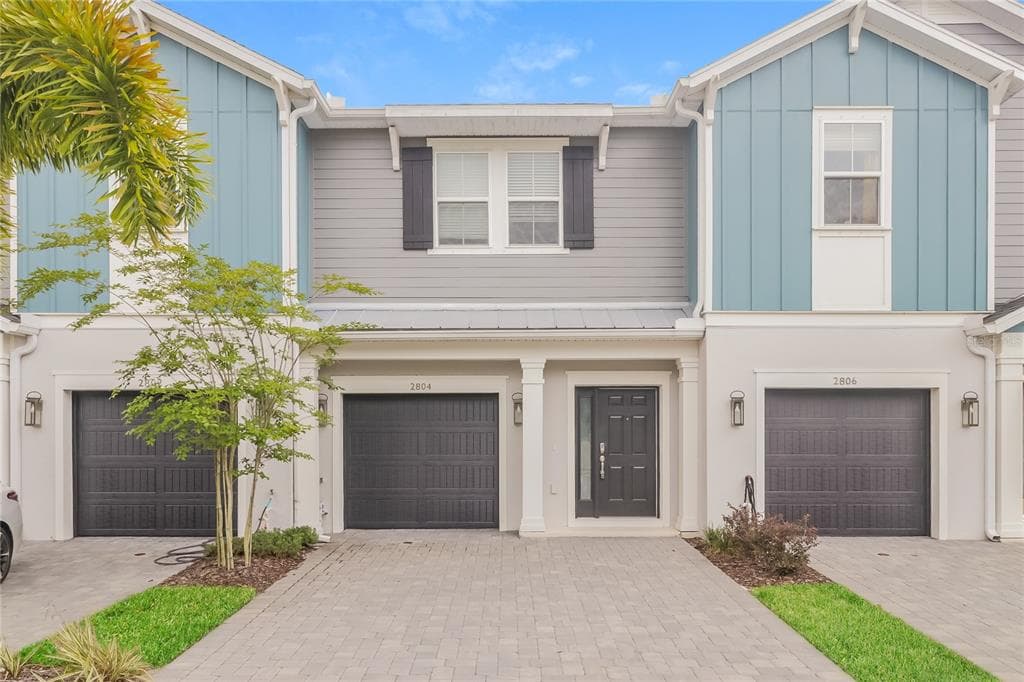 2804 GRAND KEMERTON PLACE TAMPA, FL 33618