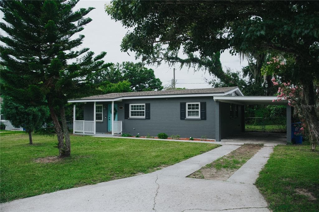527 GARDEN DRIVE N