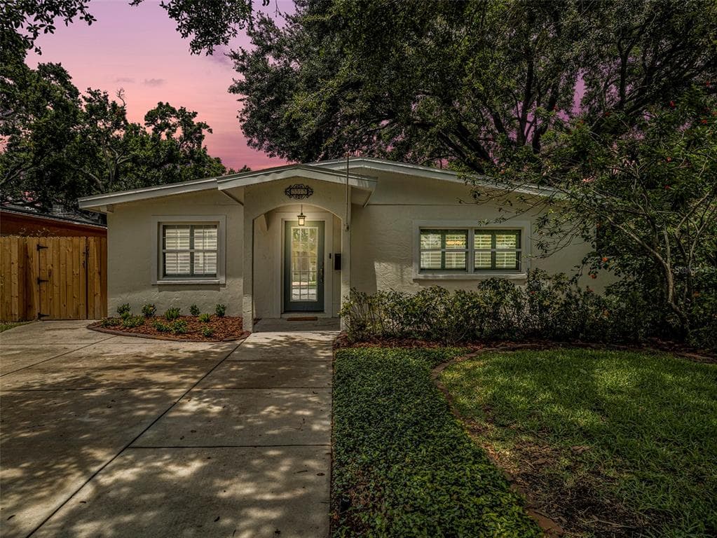 3313 W GRANADA STREET TAMPA, FL 33629