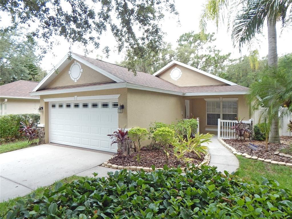 5871 MEADOWPARK PLACE LITHIA, FL 33547