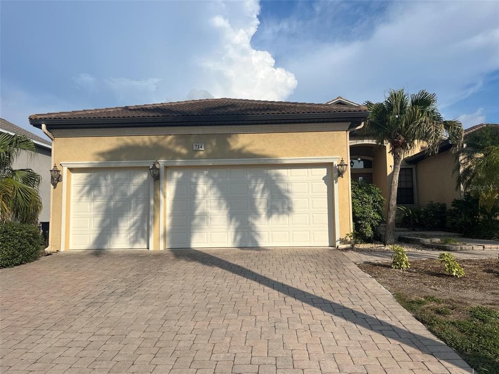 714 BUNKER VIEW DRIVE APOLLO BEACH, FL 33572