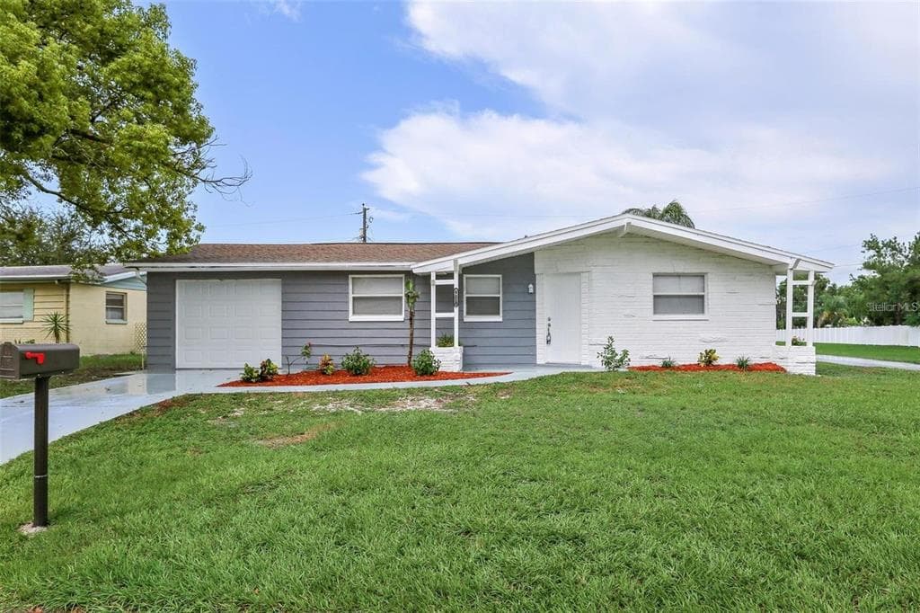 4115 SCARLET MAPLE DRIVE HOLIDAY, FL 34691