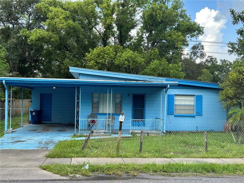 807 E LINEBAUGH AVENUE TAMPA, FL 33612