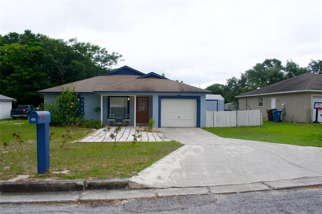 416 E RUSSELL AVENUE LAKE WALES, FL 33853