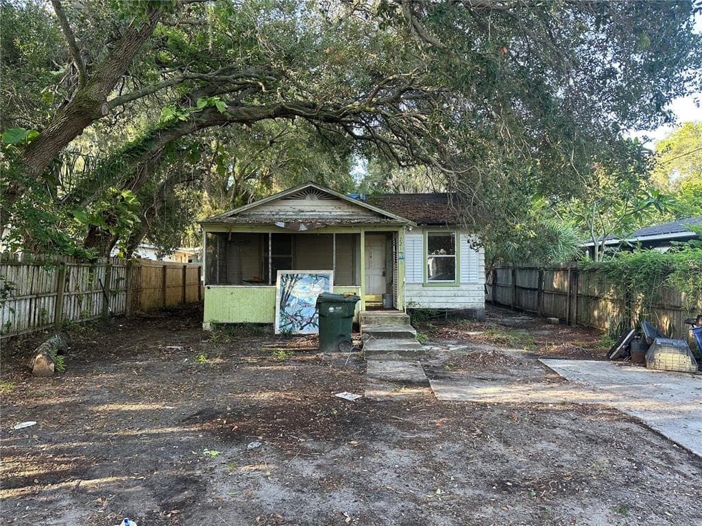 721 NEW YORK STREET CLEARWATER, FL 33756