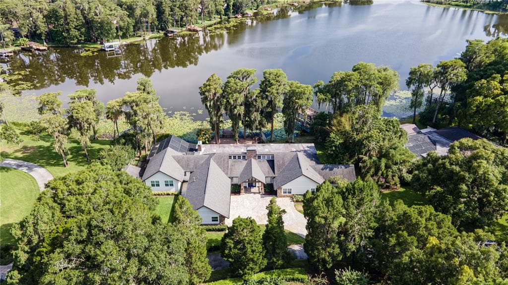 1002 BALLINGER ROAD