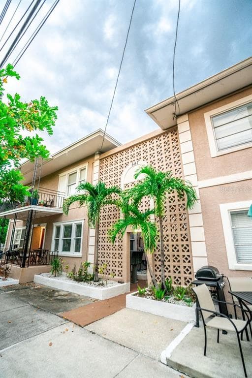547 2ND STREET N ST PETERSBURG, FL 33701
