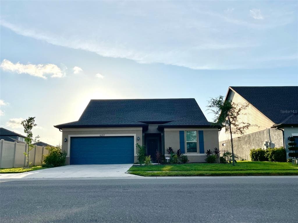 6207 KEVESTA AVENUE PALMETTO, FL 34221