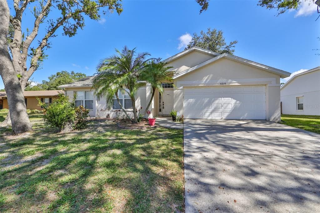 4219 2ND AVENUE E BRADENTON, FL 34208