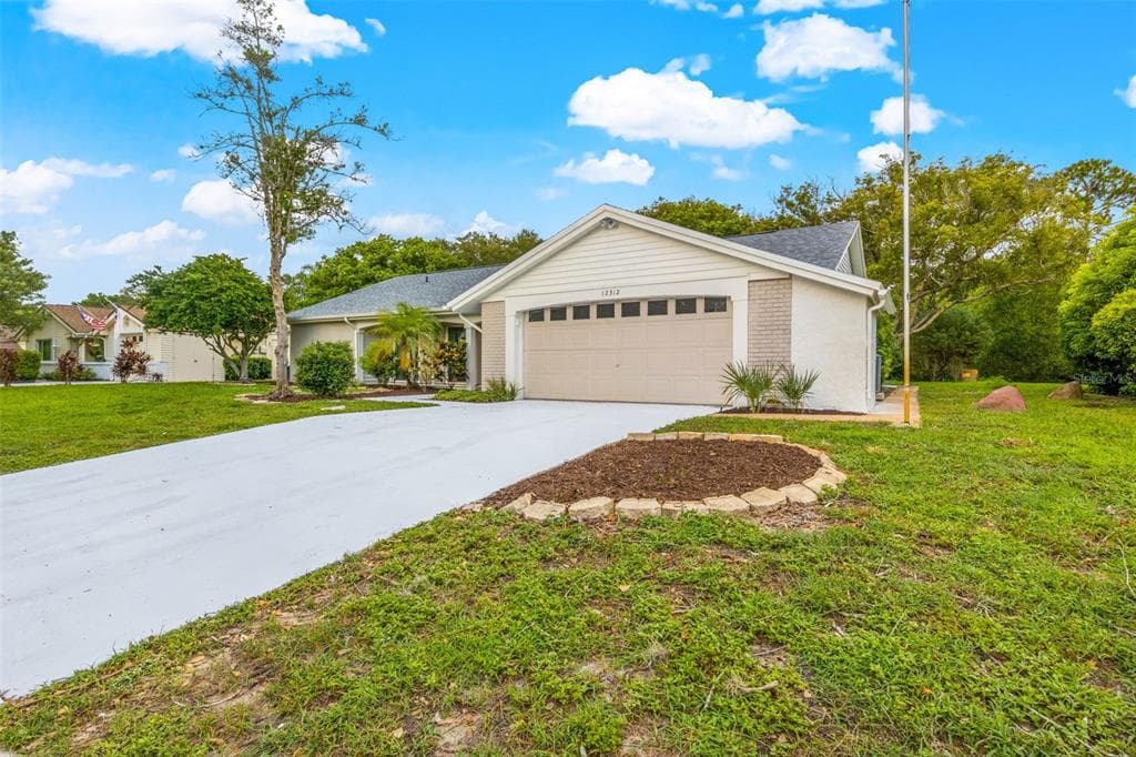 12312 COBBLE STONE DRIVE HUDSON, FL 34667