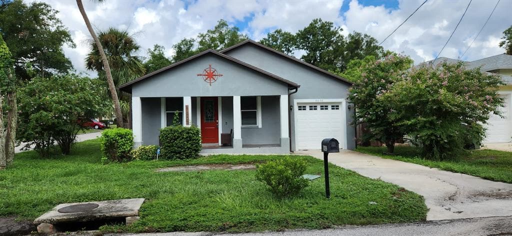 8602 ARDEN AVENUE TAMPA, FL 33604