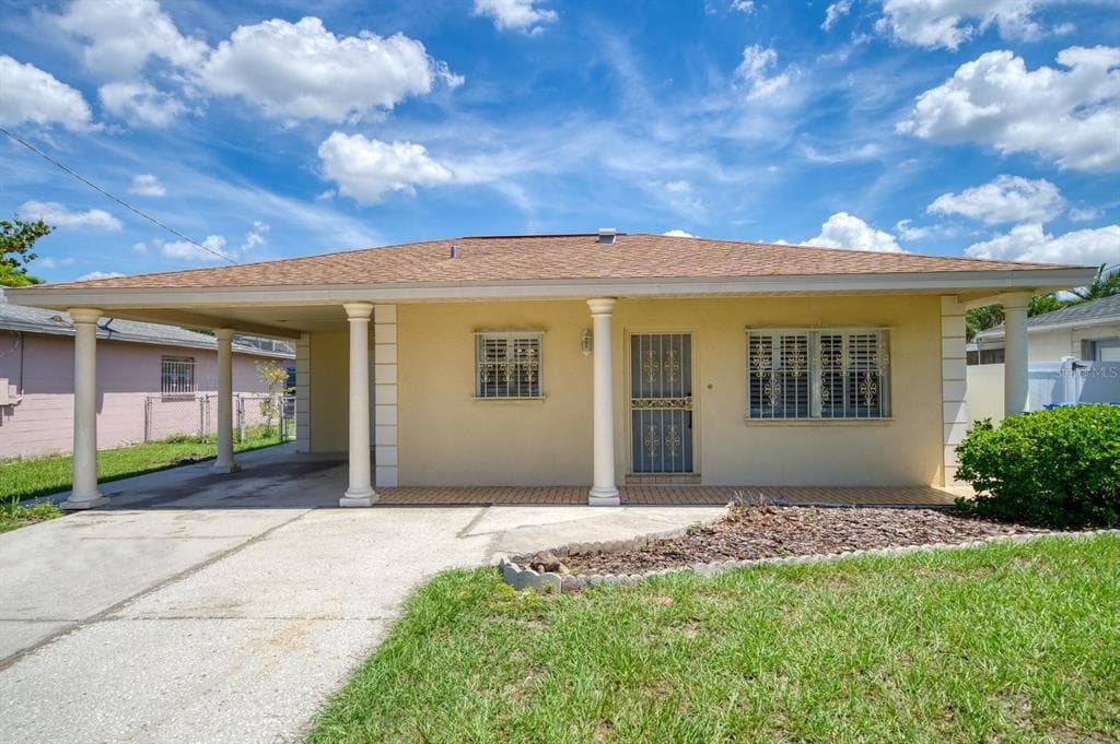 3207 W GROVE STREET TAMPA, FL 33614