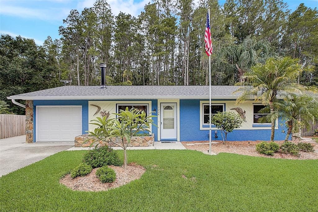 1224 FOXWOOD DR LUTZ, FL 33549