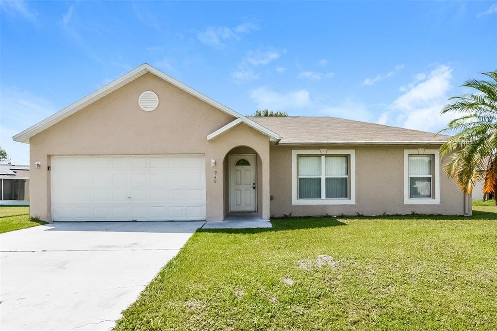 940 GATESHEAD COURT KISSIMMEE, FL 34758