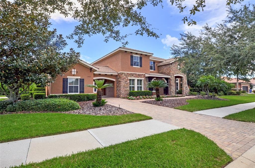 17420 VARONA PLACE LUTZ, FL 33548