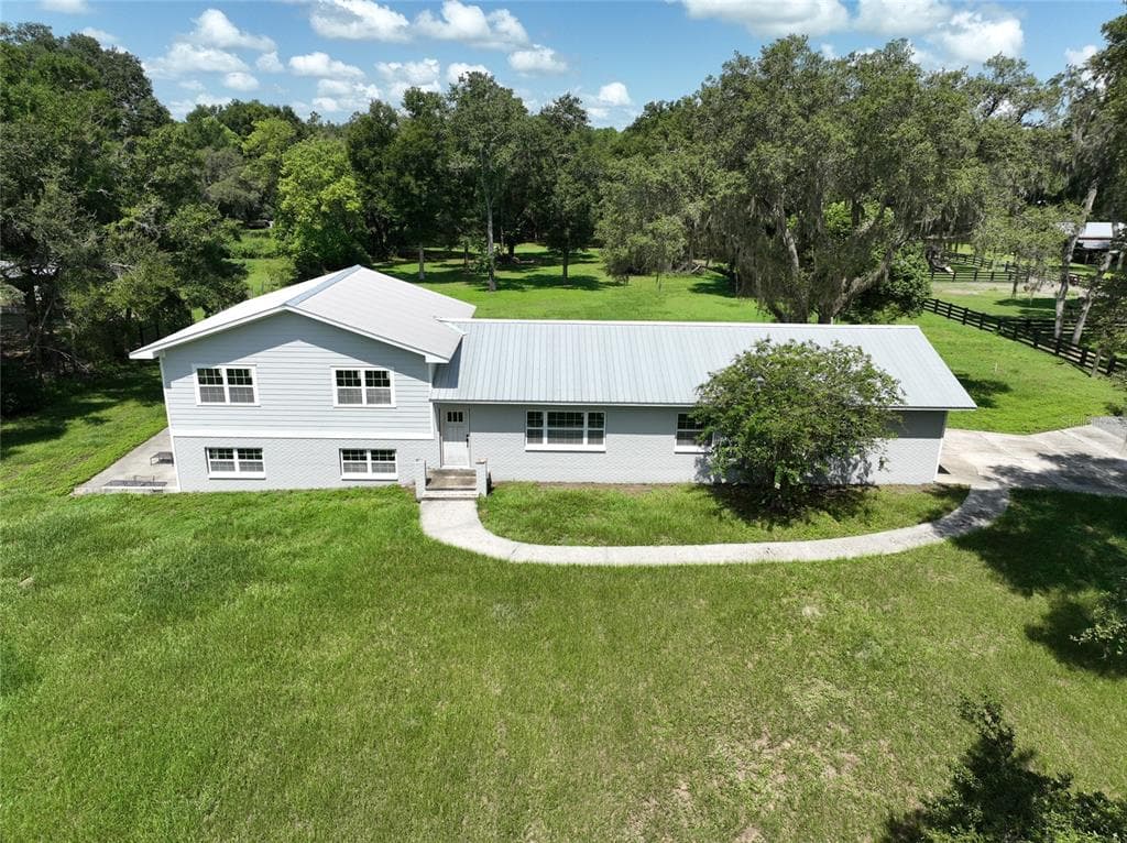 7300 CHENKIN ROAD ZEPHYRHILLS, FL 33540
