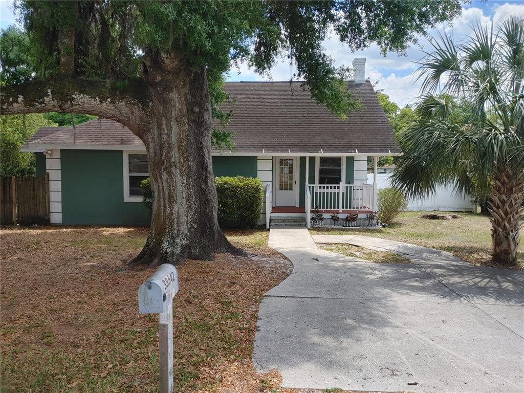 38642 10TH AVENUE ZEPHYRHILLS, FL 33542