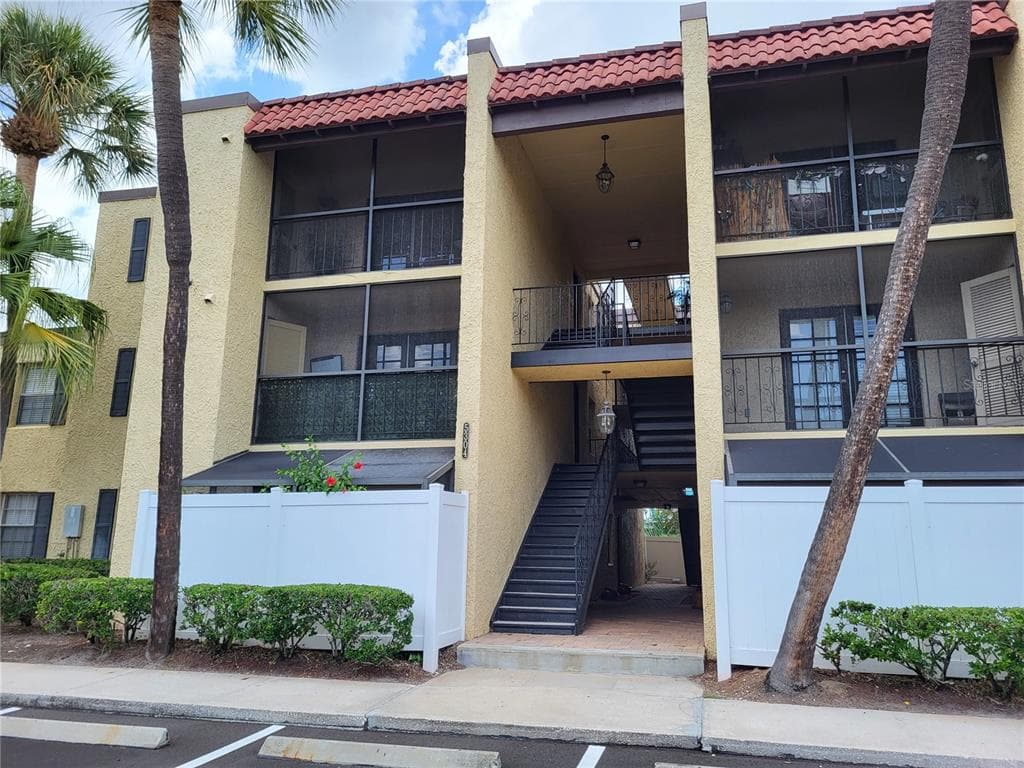 5304 W KENNEDY BOULEVARD UNIT 107 TAMPA, FL 33609
