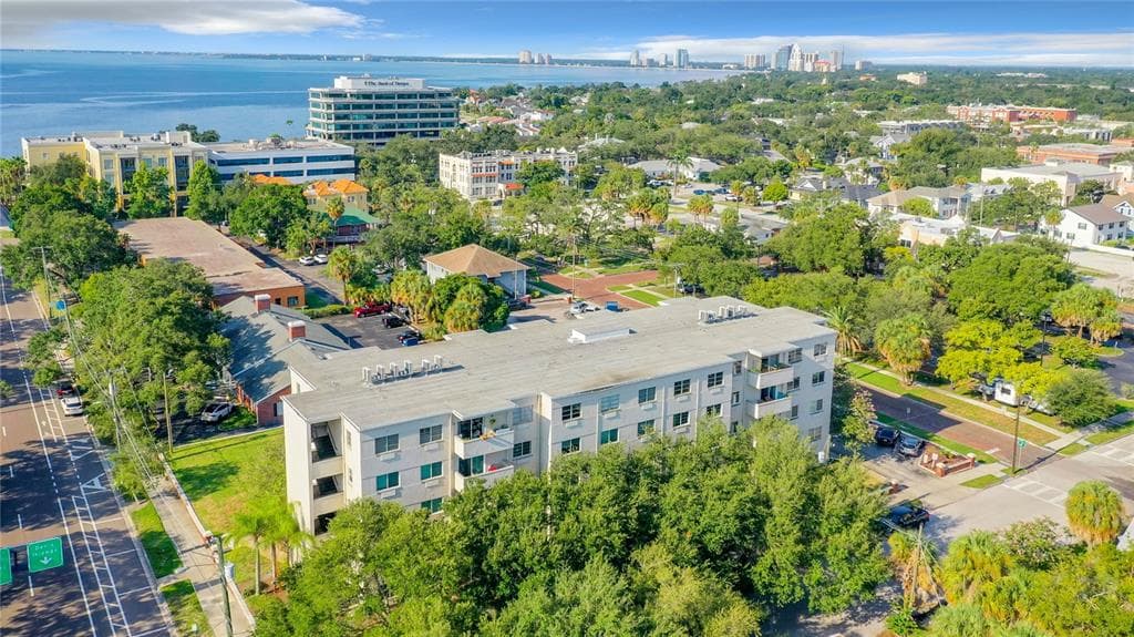 406 W AZEELE AVENUE UNIT 107 TAMPA, FL 33606