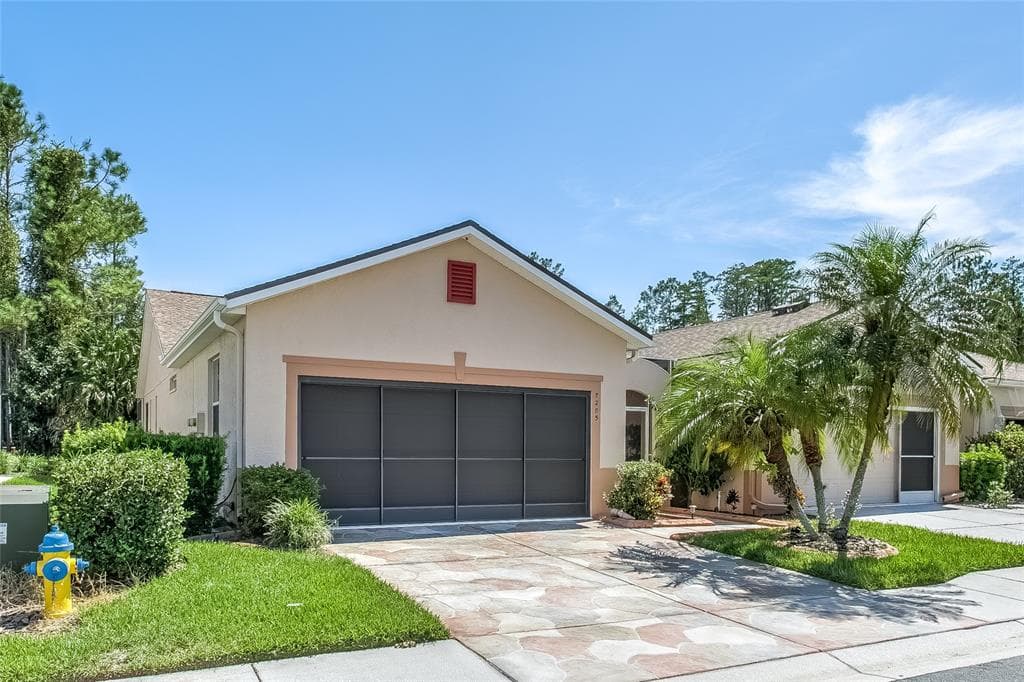 7205 CLEOPATRA DRIVE LAND O LAKES, FL 34637