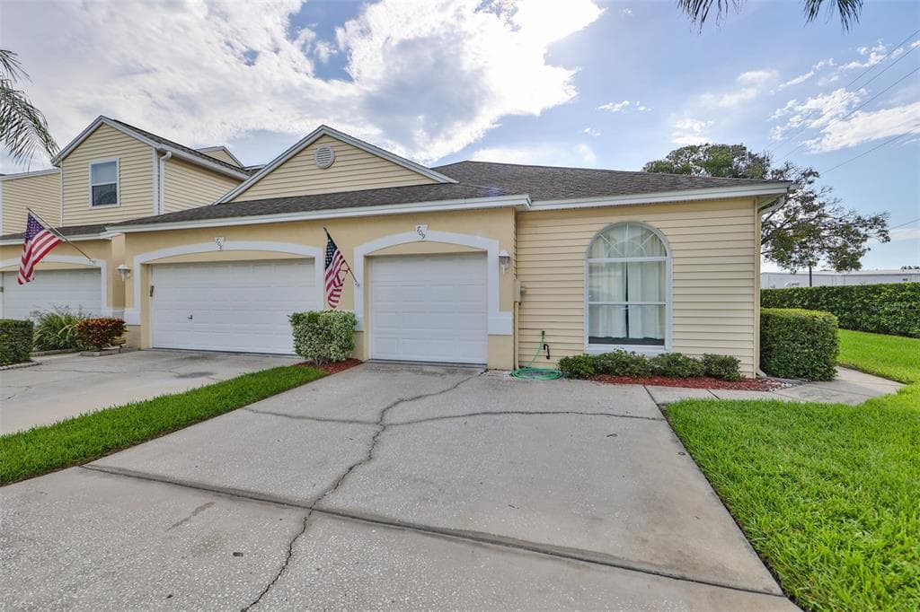 1050 STARKEY ROAD UNIT 709 LARGO, FL 33771