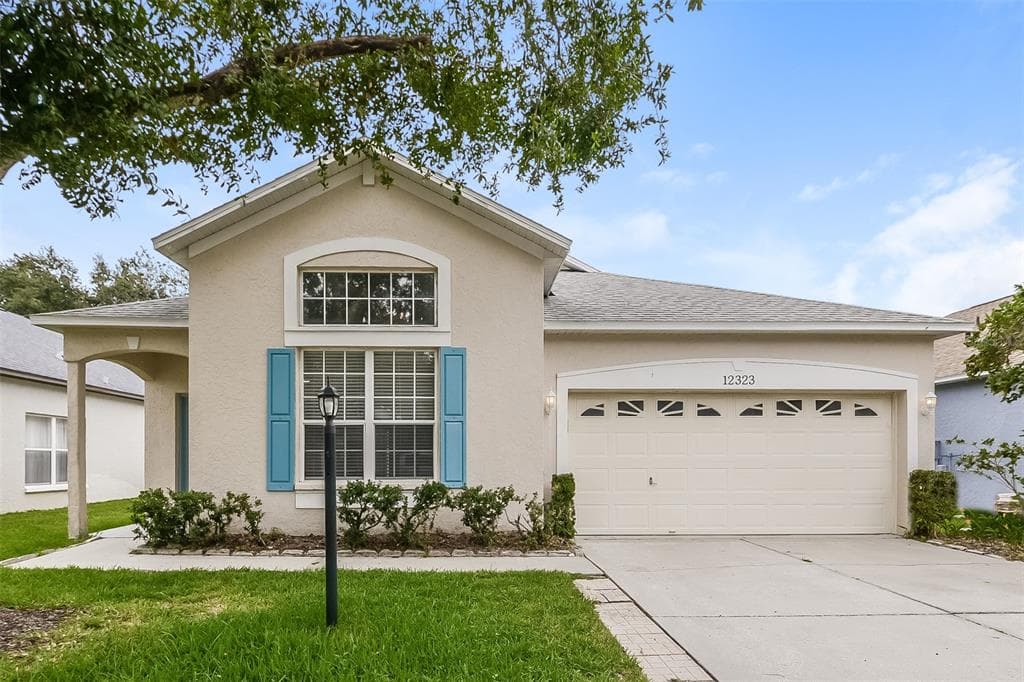 12323 HOLLYBUSH TERRACE LAKEWOOD RANCH, FL 34202