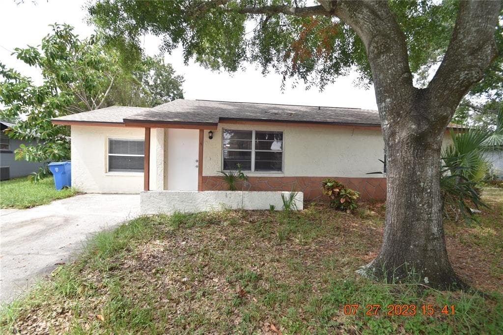 10103 ROYAL ACRES COURT TAMPA, FL 33615