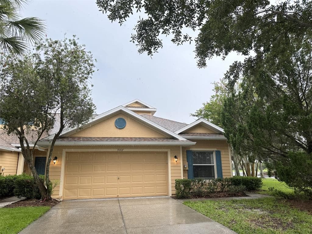 9007 IRON OAK AVENUE TAMPA, FL 33647