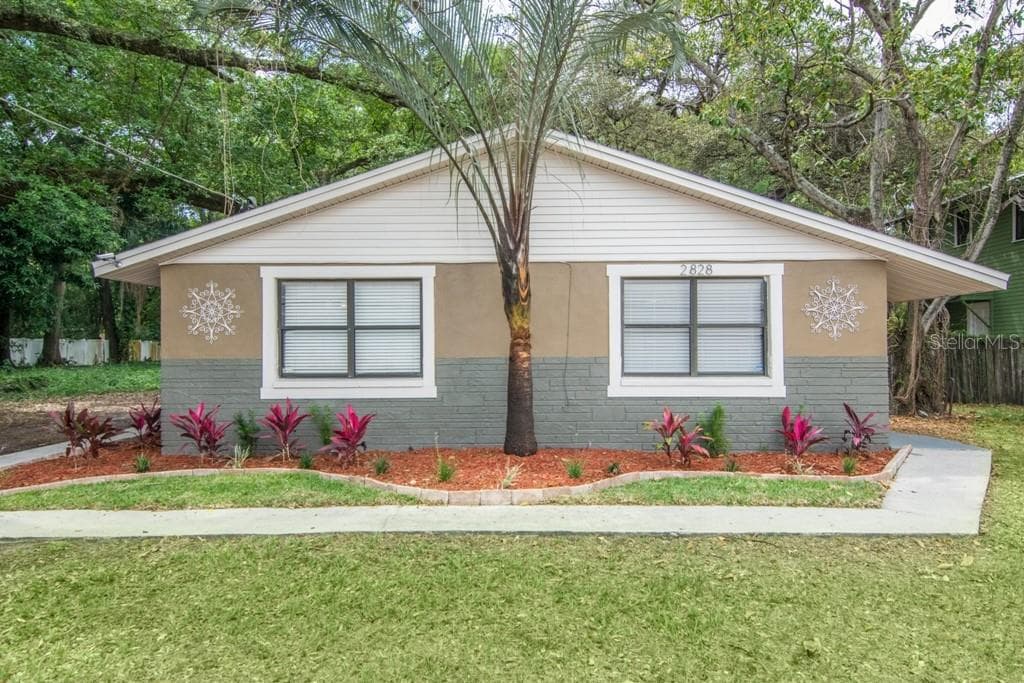 2828 N ELMORE AVENUE TAMPA, FL 33602