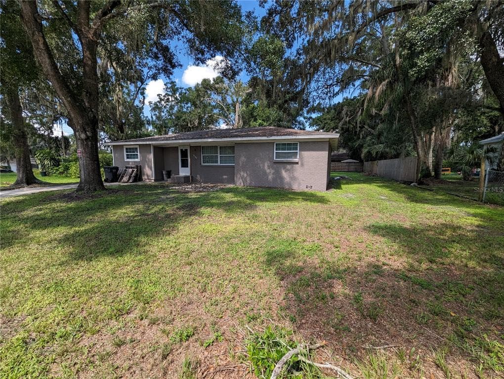 7811 NORTH STREET RIVERVIEW, FL 33578