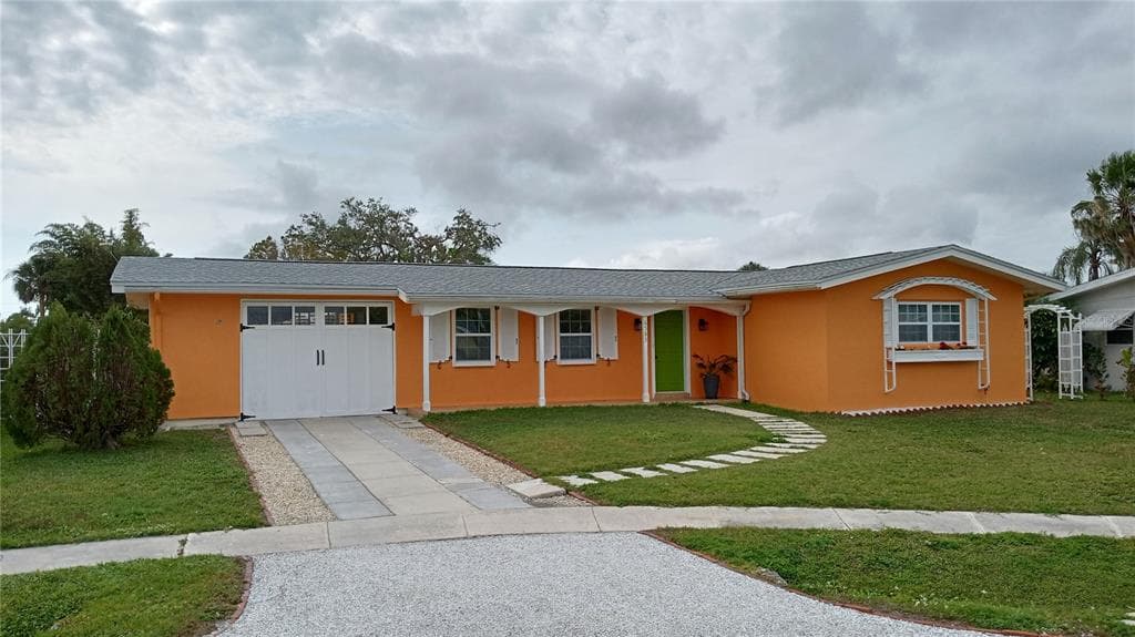 6585 MALALUKA ROAD NORTH PORT, FL 34287