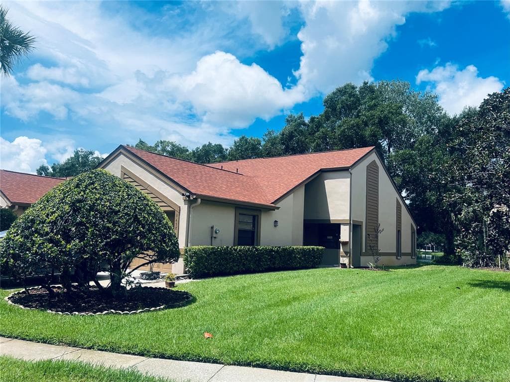 3458 HILLMOOR DRIVE PALM HARBOR, FL 34685