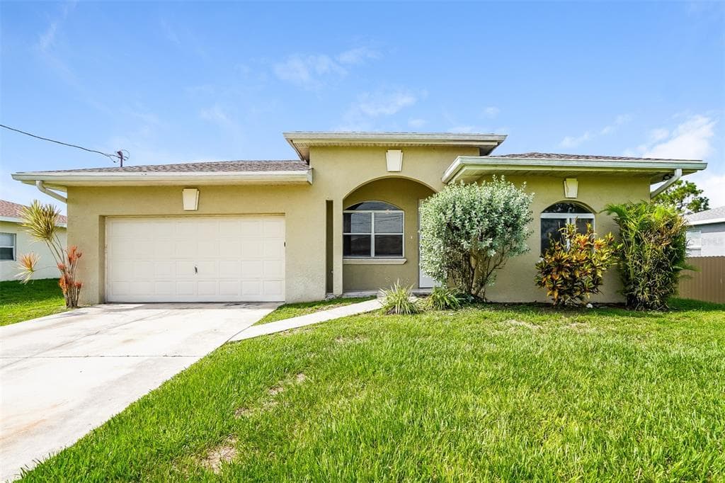3005 21ST STREET E BRADENTON, FL 34208
