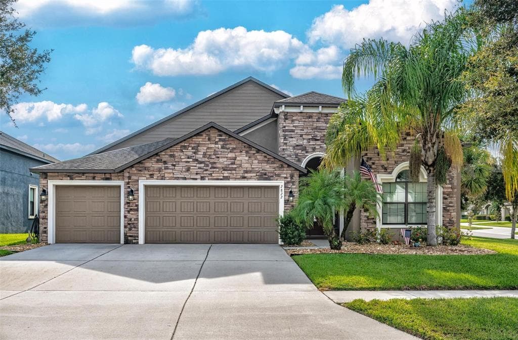 2822 COLEWOOD LANE DOVER, FL 33527