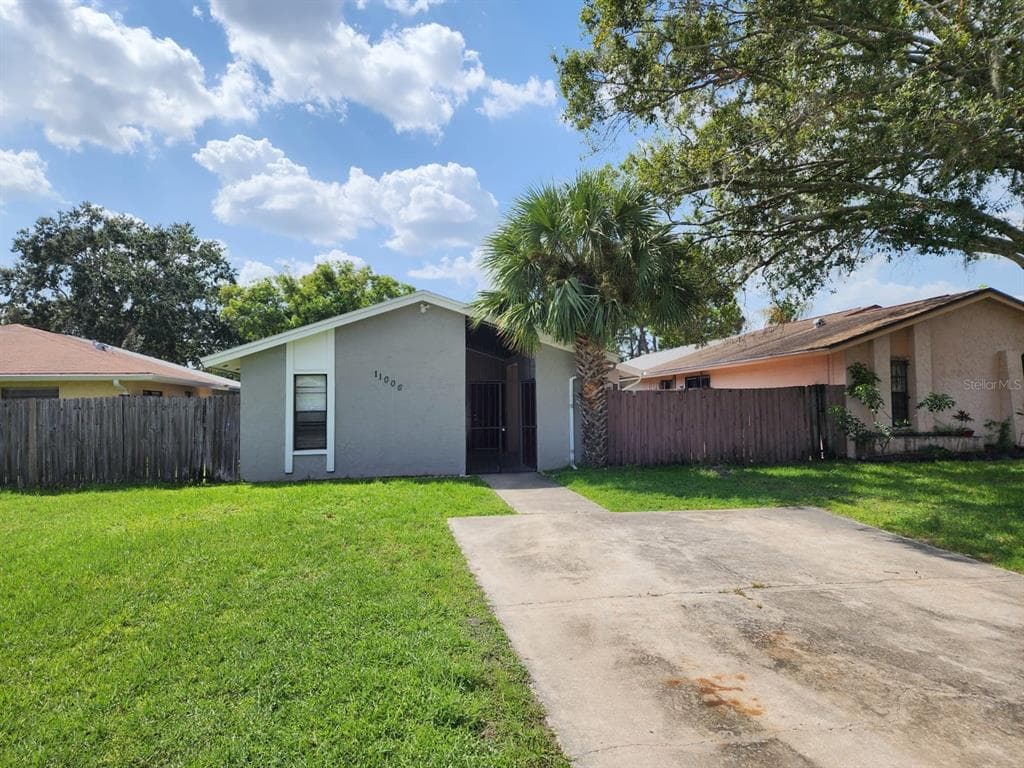 11006 REDBERRY WAY TAMPA, FL 33624