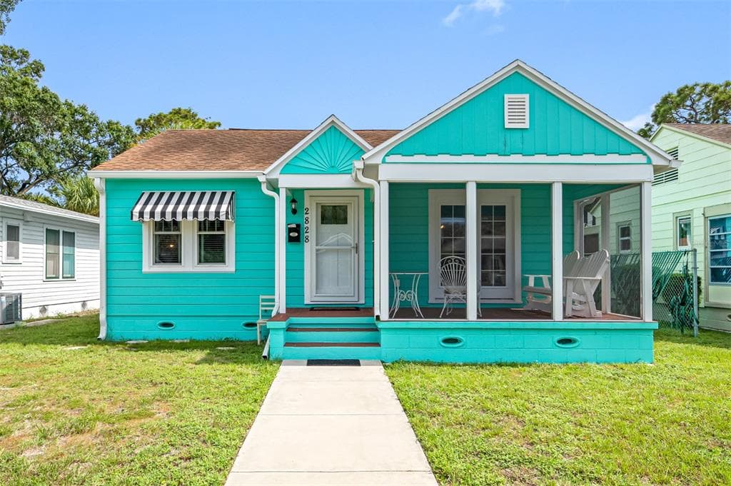 2828 DARTMOUTH AVENUE N ST PETERSBURG, FL 33713