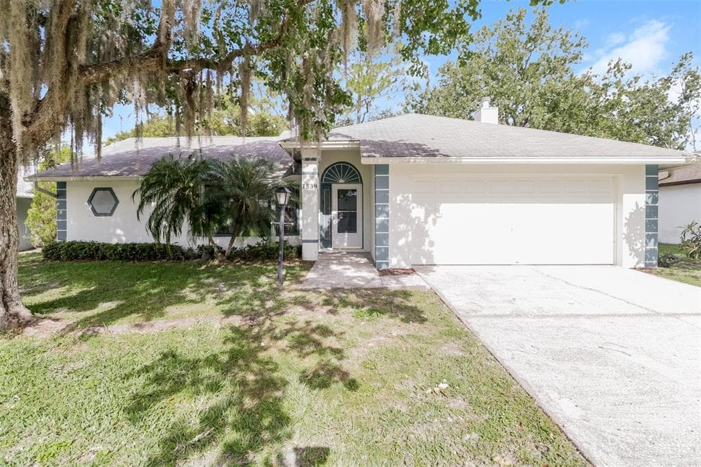 1839 TWISTING LANE WESLEY CHAPEL, FL 33543