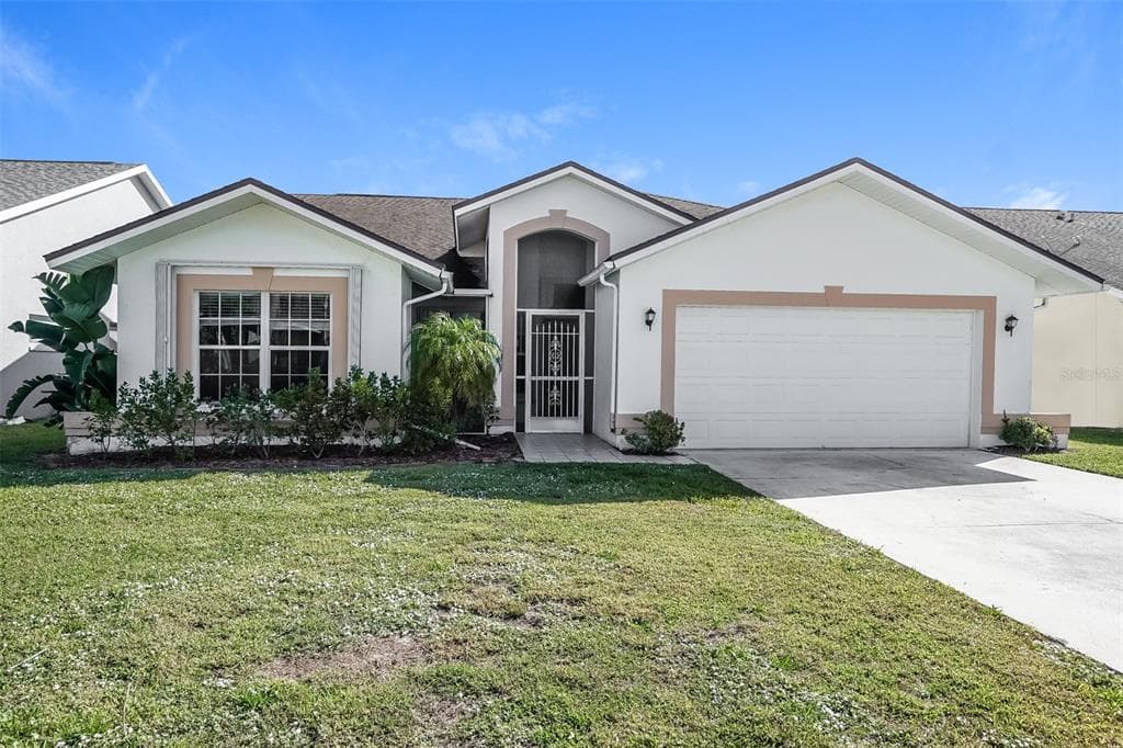 18081 HORSESHOE BAY CIRCLE FORT MYERS, FL 33967