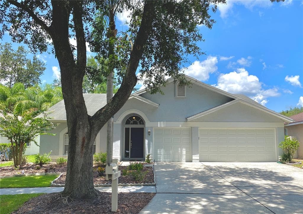 9304 HERITAGE OAK COURT TAMPA, FL 33647