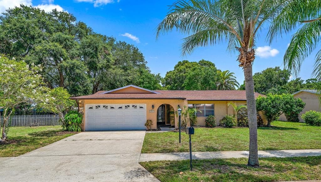 12221 IMPERIAL DRIVE SEMINOLE, FL 33772