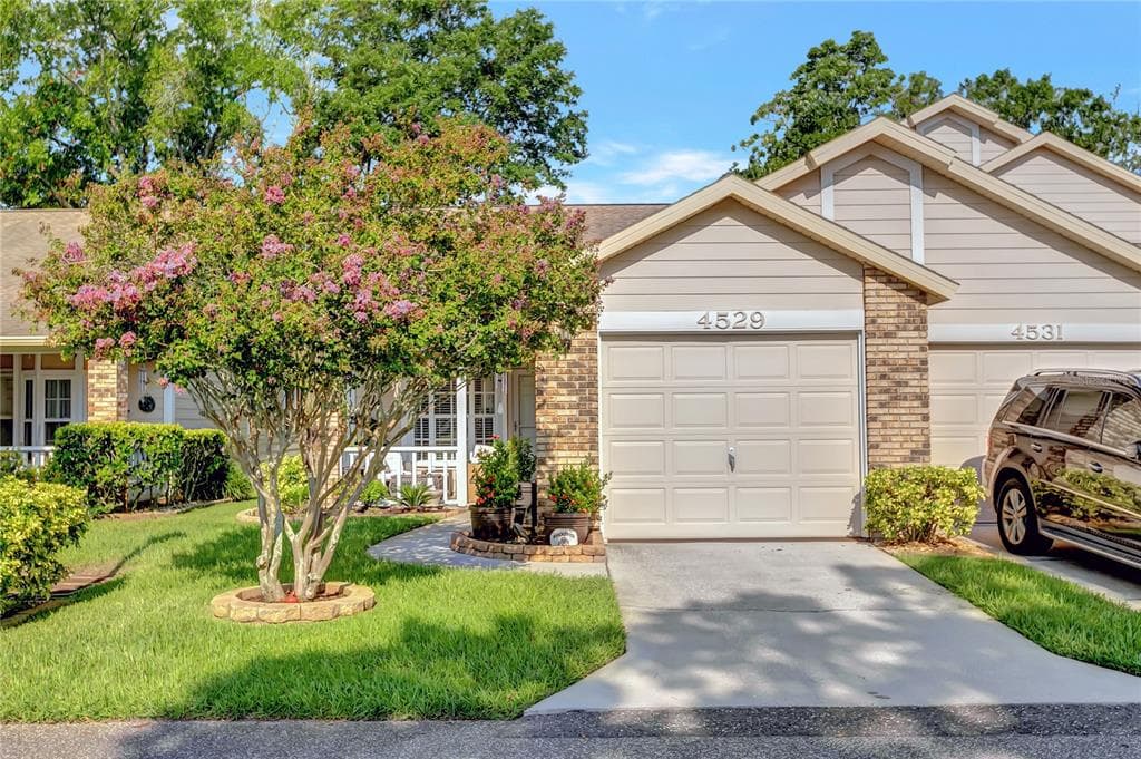 4529 GLEN HOLLOW NEW PORT RICHEY, FL 34653