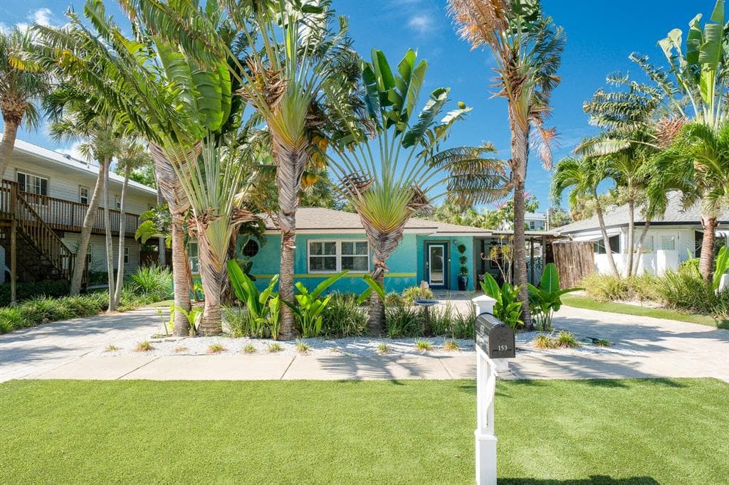 153 42ND AVENUE ST PETE BEACH, FL 33706