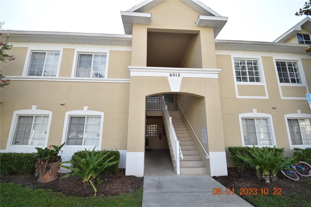6012 PORTSDALE PLACE UNIT 202 RIVERVIEW, FL 33578