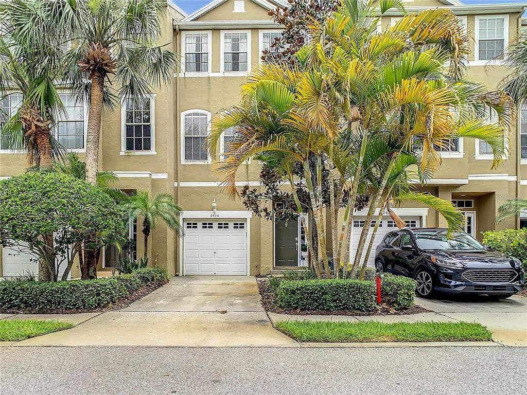 2936 BAYSHORE POINTE DRIVE TAMPA, FL 33611