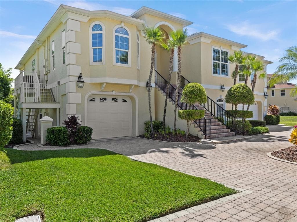 2070 N POINTE ALEXIS DRIVE TARPON SPRINGS, FL 34689