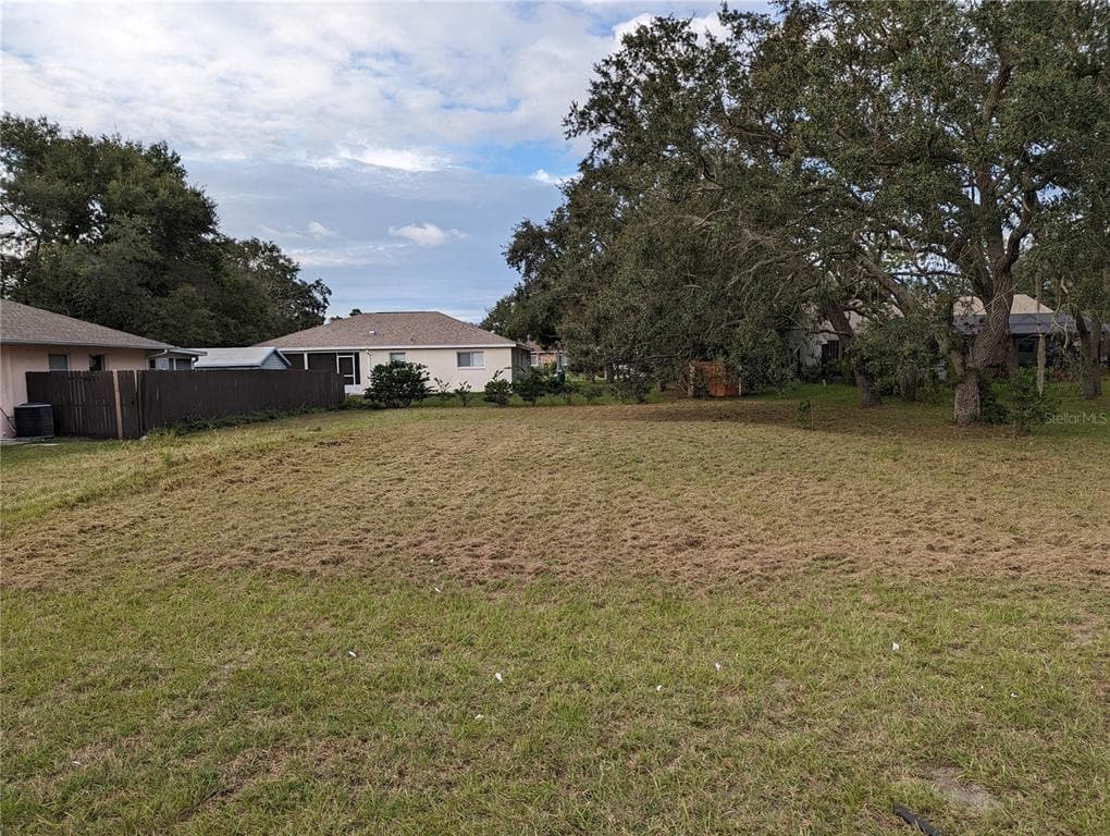 7453 BLACKHAWK TRAIL SPRING HILL, FL 34606