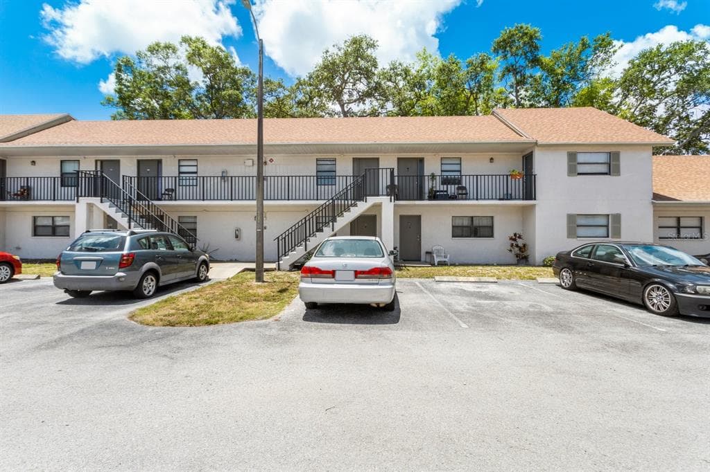 2142 BRADFORD STREET UNIT 324 CLEARWATER, FL 33760